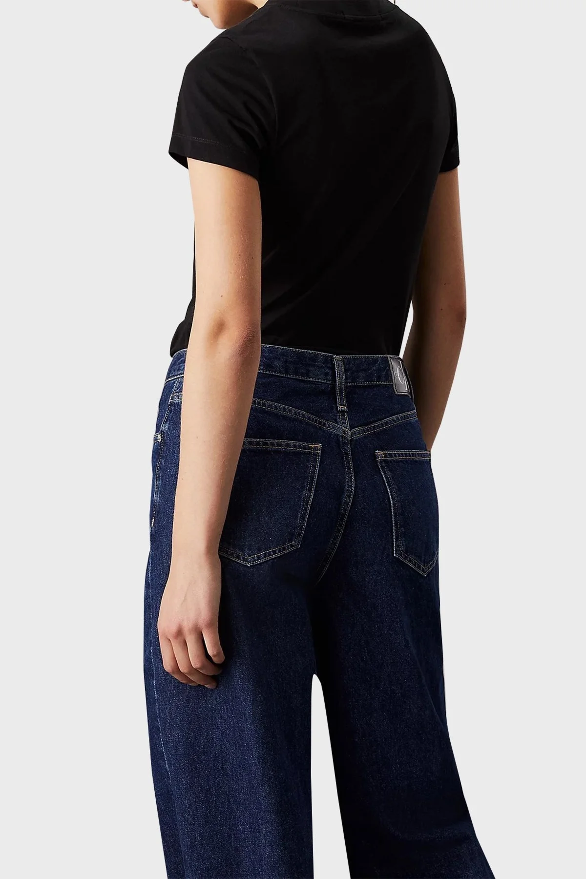 Calvin Klein Pamuklu Slim Fit J20J223563BEH Bayan T Shirt J20J223563 BEH SİYAH - 2