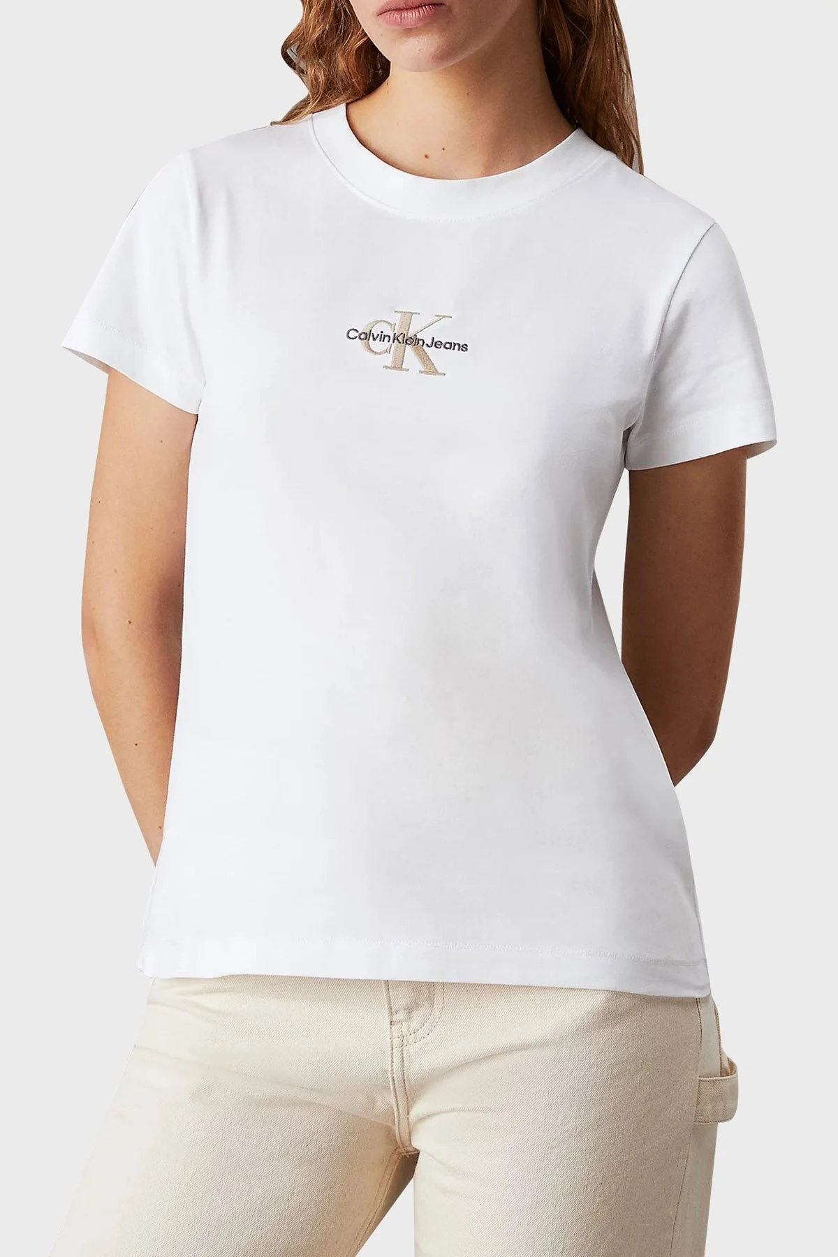 Calvin Klein Pamuklu Slim Fit J20J223563YAF Bayan T Shirt J20J223563 YAF BEYAZ - 1