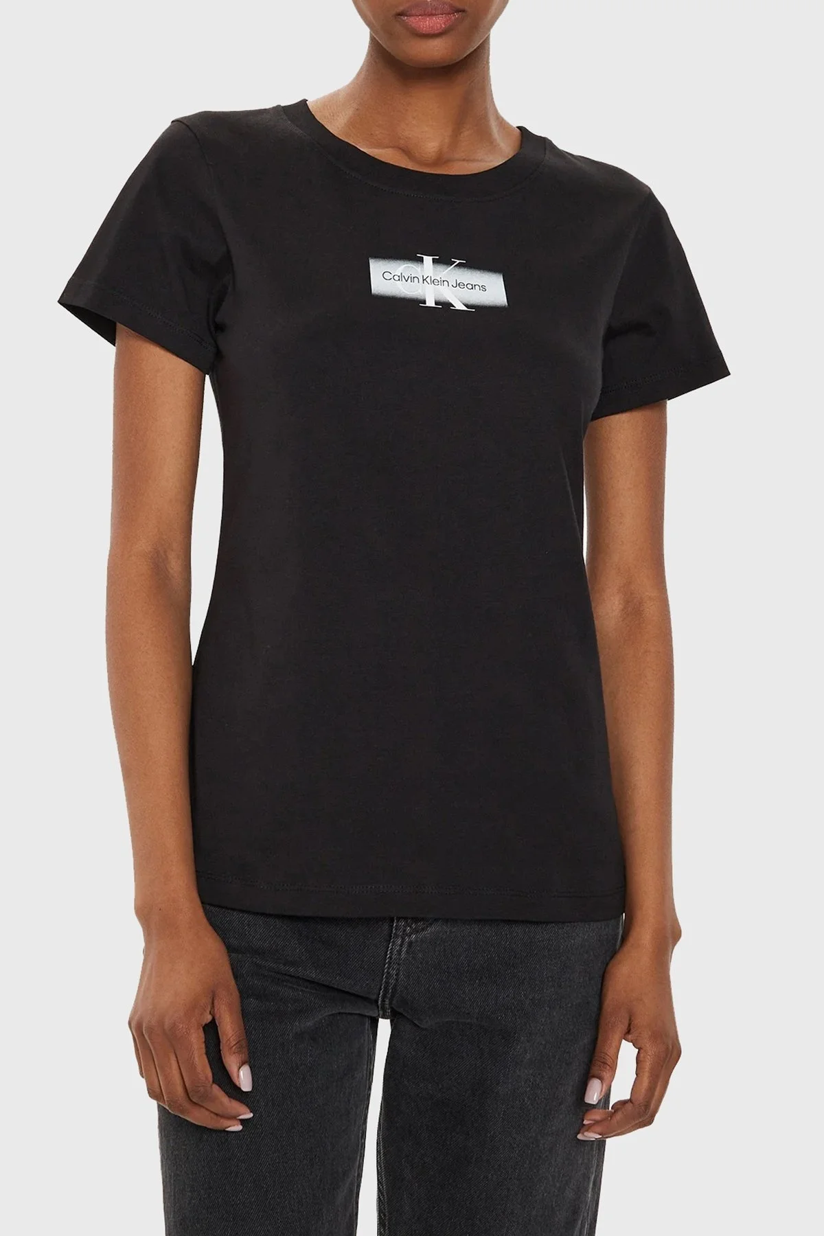 Calvin Klein Pamuklu Slim Fit J20J223625BEH Bayan T Shirt J20J223625 BEH SİYAH - 1