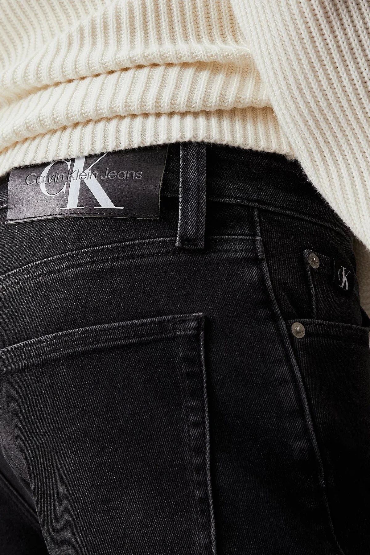 Calvin Klein Pamuklu Slim Fit Jeans J30J3263061BY Erkek Kot Pantolon J30J326306 1BY SİYAH - 5