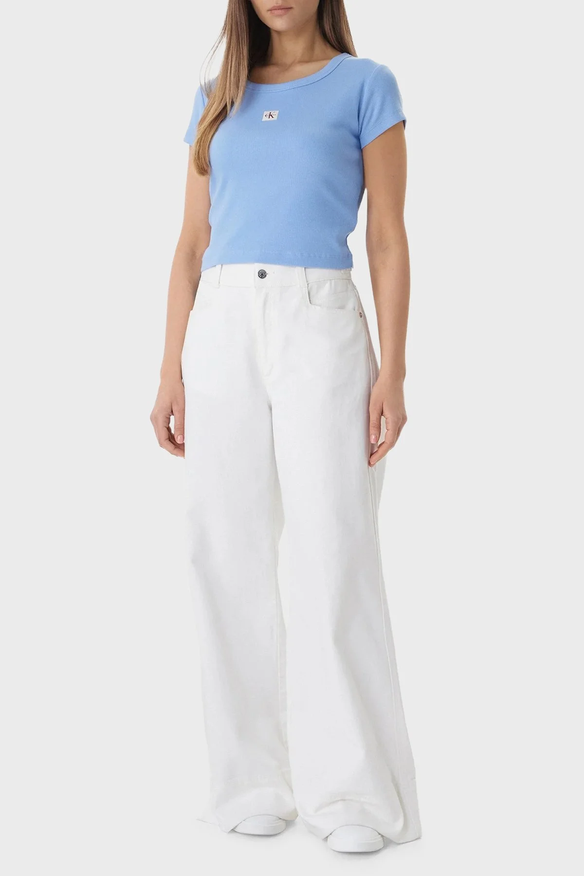 Calvin Klein Pamuklu Slim Fit Logolu Bisiklet Yaka LV047C200GC32 Bayan T Shirt LV047C200G C32 MAVİ - 2