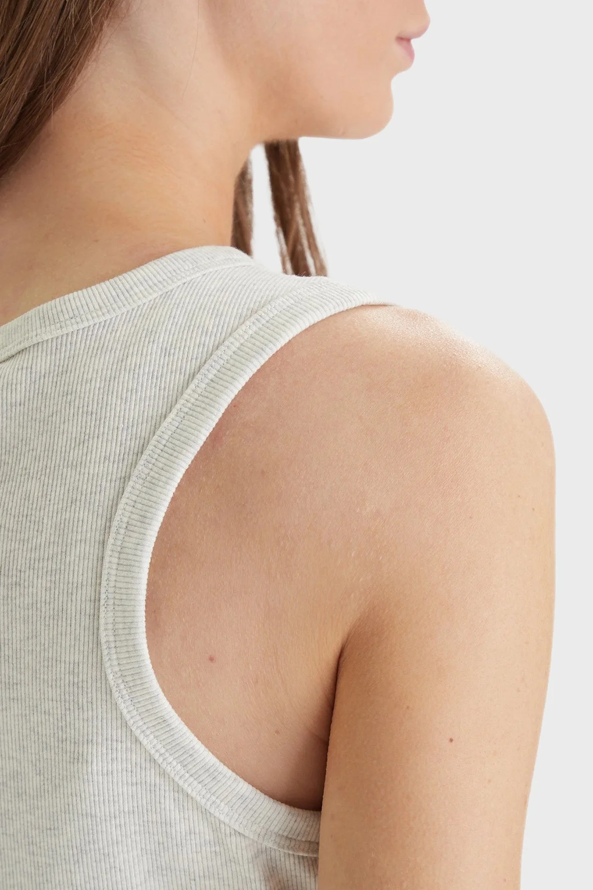 Calvin Klein Pamuklu Slim Fit Logolu Bisiklet Yaka LV047C201GP4P Bayan Top LV047C201G P4P GRİ - 5