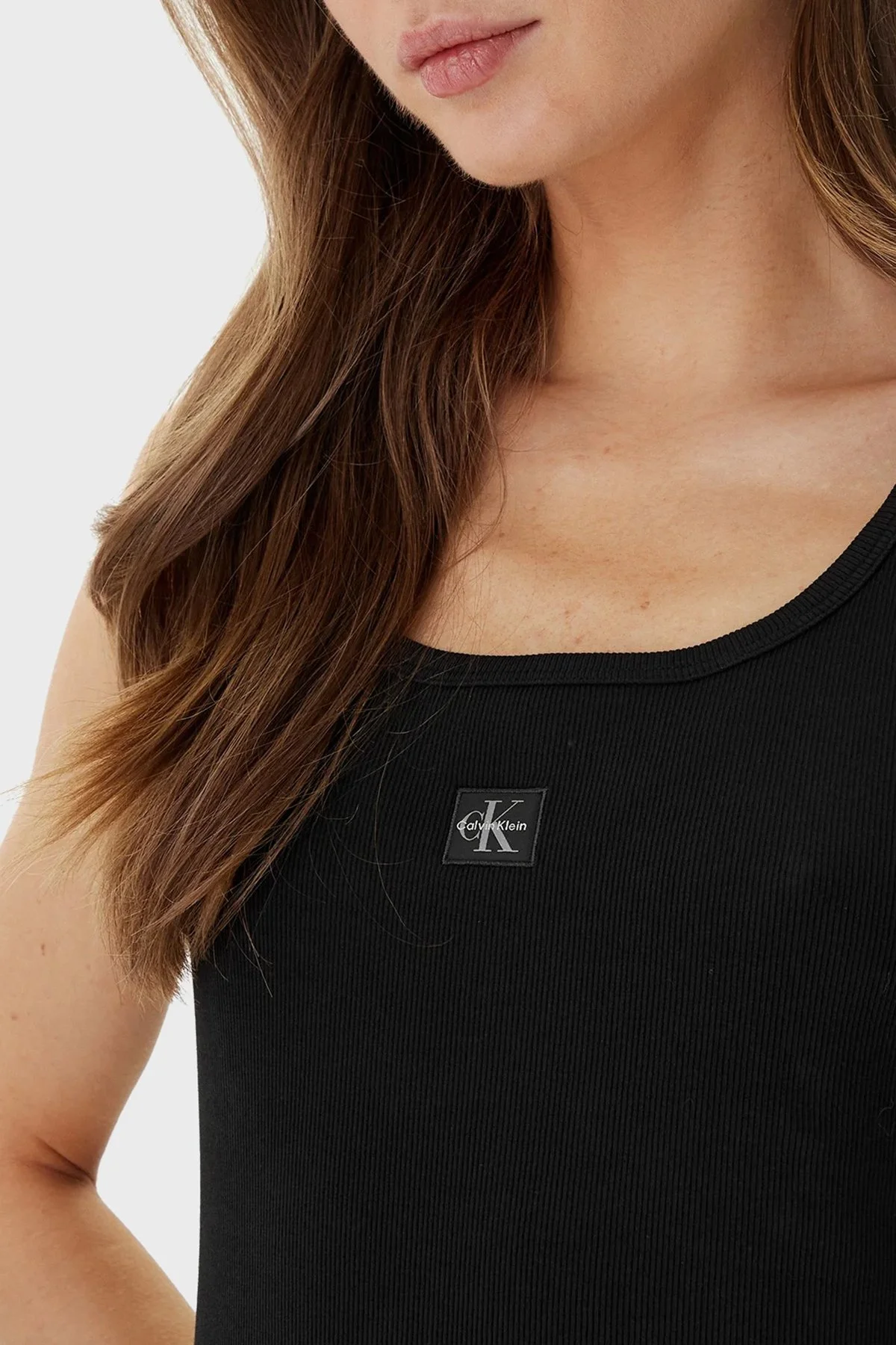 Calvin Klein Pamuklu Slim Fit Logolu Yuvarlak Yaka Midi LV047F257GUB1 Bayan Elbise LV047F257G UB1 SİYAH - 4