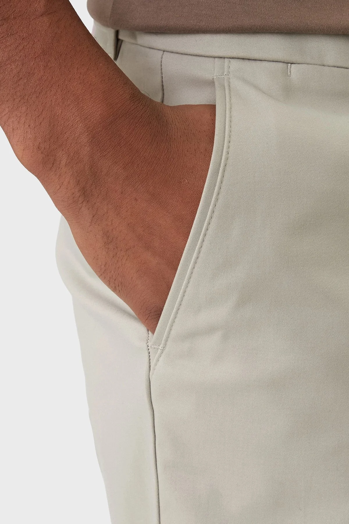 Calvin Klein Pamuklu Slim Fit Normal Bel LV04LF622G2F3 Erkek Short LV04LF622G 2F3 BEJ - 4