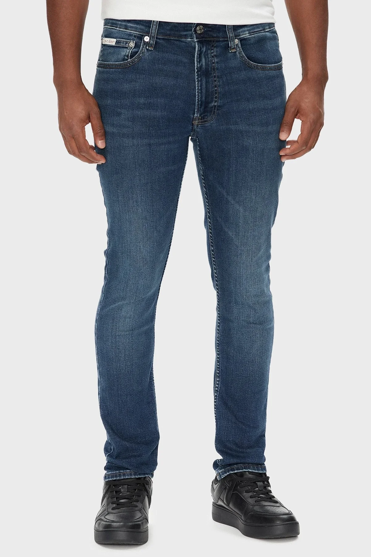 Calvin Klein Pamuklu Slim Fit Orta Bel Dar Paça Jeans LV04RB720GPTR Erkek Kot Pantolon LV04RB720G PTR LACİVERT - 1
