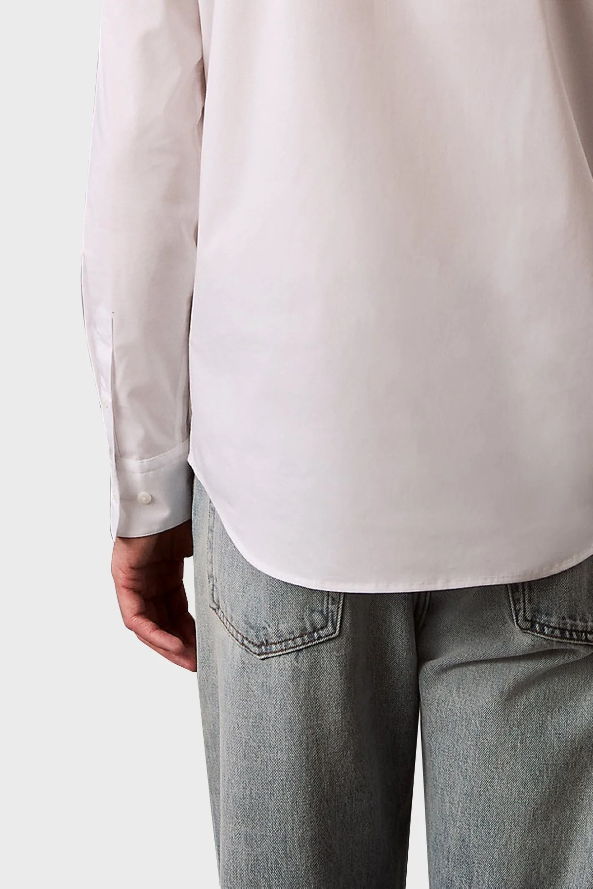 Calvin Klein Pamuklu Slim Fit Uzun Kollu Logolu LV04LB145GYAA Erkek Gömlek LV04LB145G YAA BEYAZ - 5