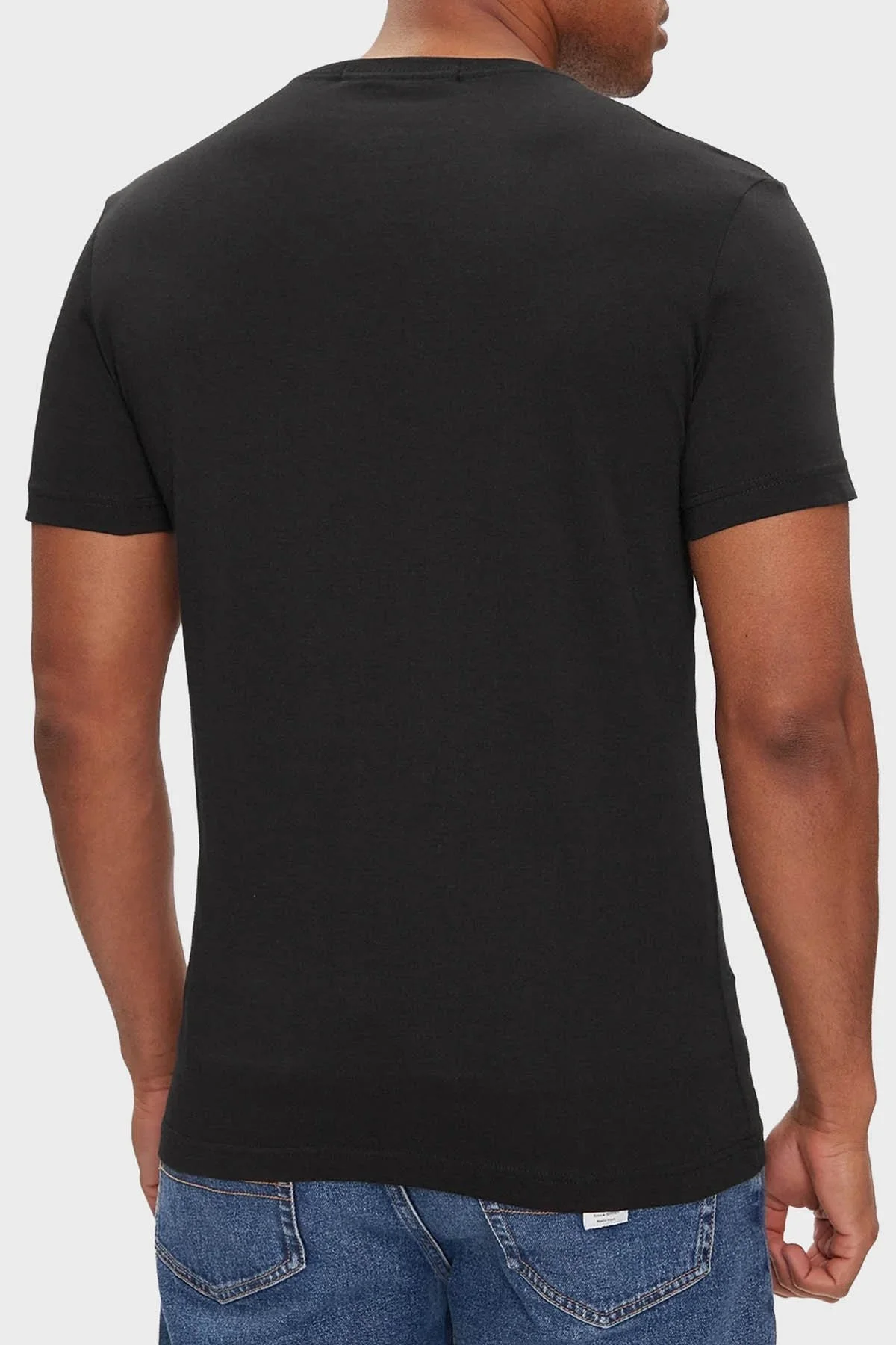 Calvin Klein Pamuklu Slim Fit V Yaka J30J325212BEH Erkek T Shirt J30J325212 BEH SİYAH - 2