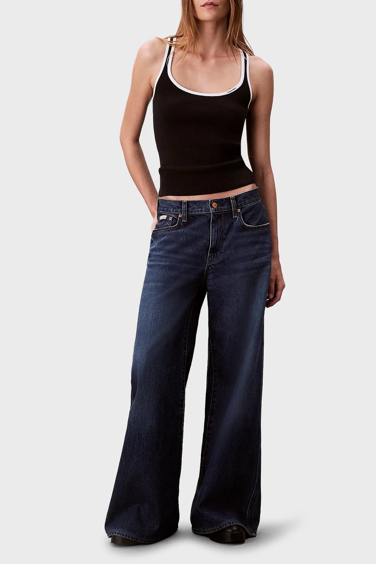 Calvin Klein Pamuklu Slim Fit Yuvarlak Yaka Fitilli LV047D300GUB1 Bayan Top LV047D300G UB1 SİYAH - 2