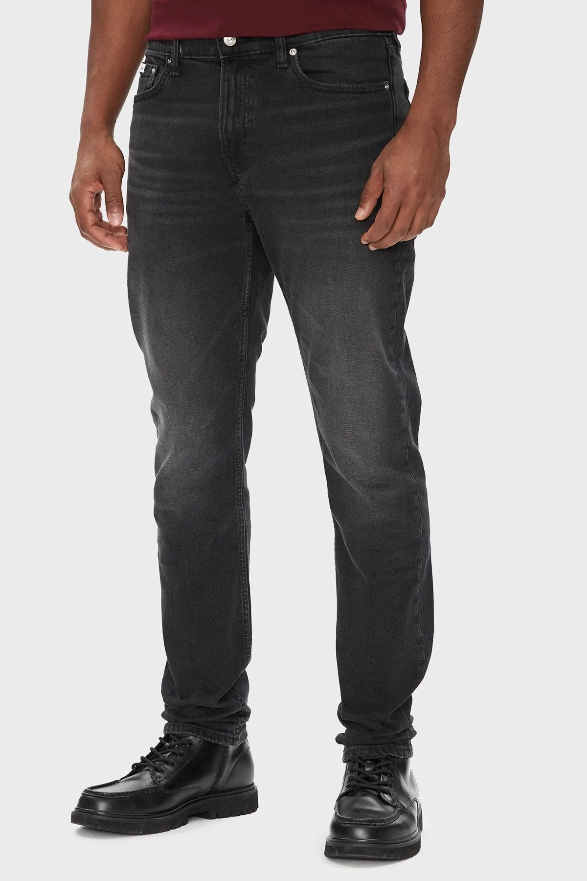 Calvin Klein Pamuklu Slim Tapered Fit Orta Bel Dar Paça Jeans LV04RB754G846 Erkek Kot Pantolon LV04RB754G 846 SİYAH - 6