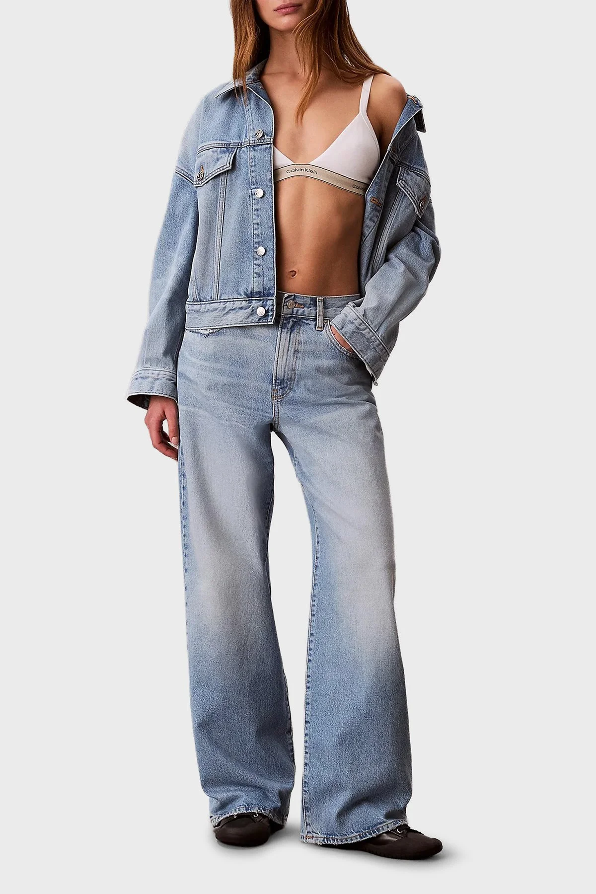 Calvin Klein Pamuklu Wide Leg Fit Yüksek Bel Jeans Kadın Kot Pantolon LV047F728G SD9 MAVİ - 2