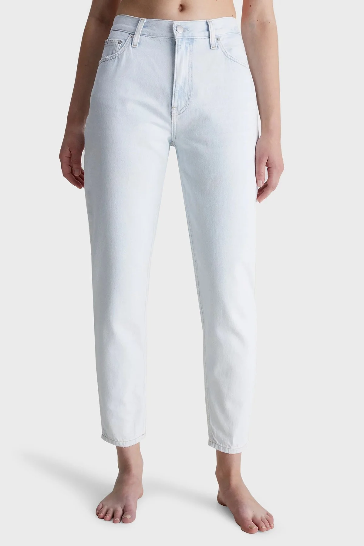 Calvin Klein Pamuklu Yüksek Bel Dar Paça Mom Jeans J20J2208591AA Bayan Kot Pantolon J20J220859 1AA BEYAZ - 4