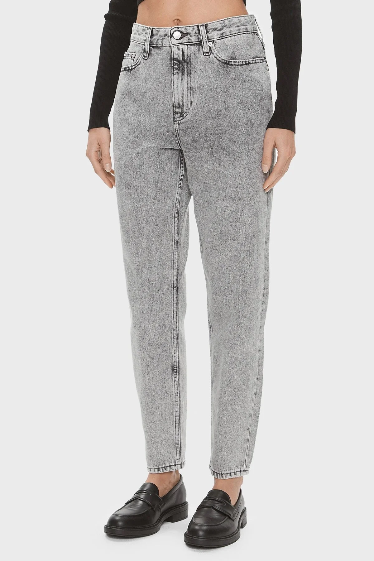 Calvin Klein Pamuklu Yüksek Bel Mom Jeans J20J2221521BZ Bayan Kot Pantolon J20J222152 1BZ GRİ - 2