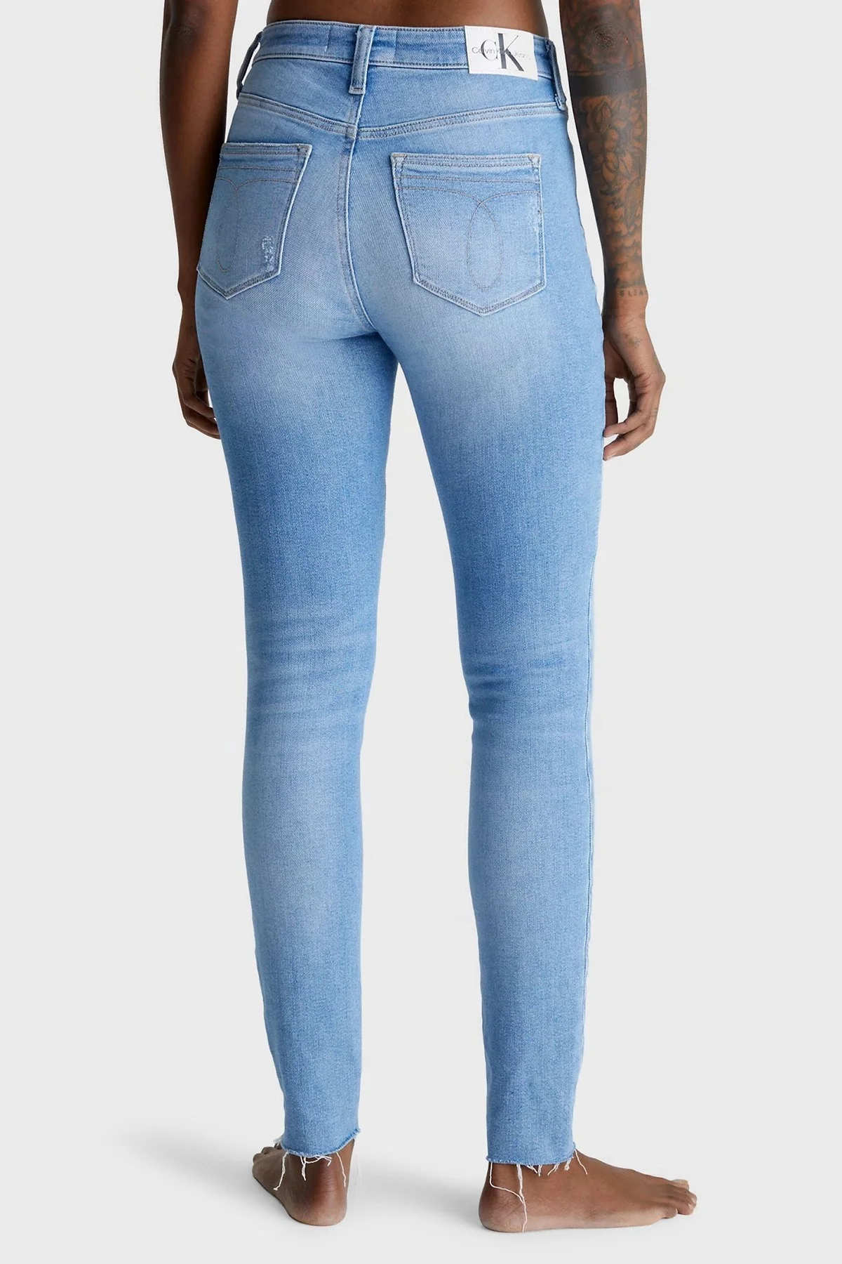 Calvin Klein Pamuklu Yüksek Bel Skinny Fit Dar Paça Jeans J20J2208531AA Bayan Pantolon J20J220853 1AA MAVİ - 2