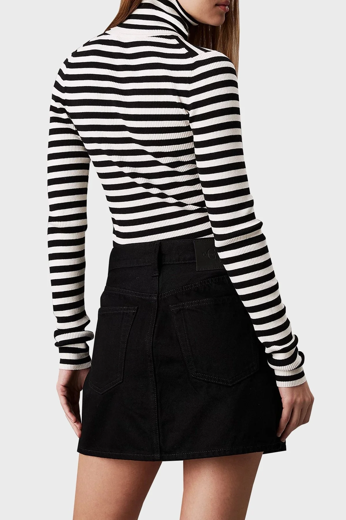 Calvin Klein Pamuklu Yumuşak Dokulu Slim Fit J20J224225YBI Bayan Kazak J20J224225 YBI BEYAZ-SİYAH - 3