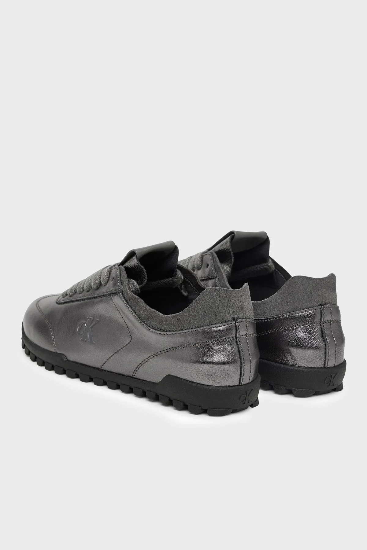 Calvin Klein Parlak Deri Sneaker HW0HW033050IQ Kadın Ayakkabı HW0HW03305 0IQ Gri - 3