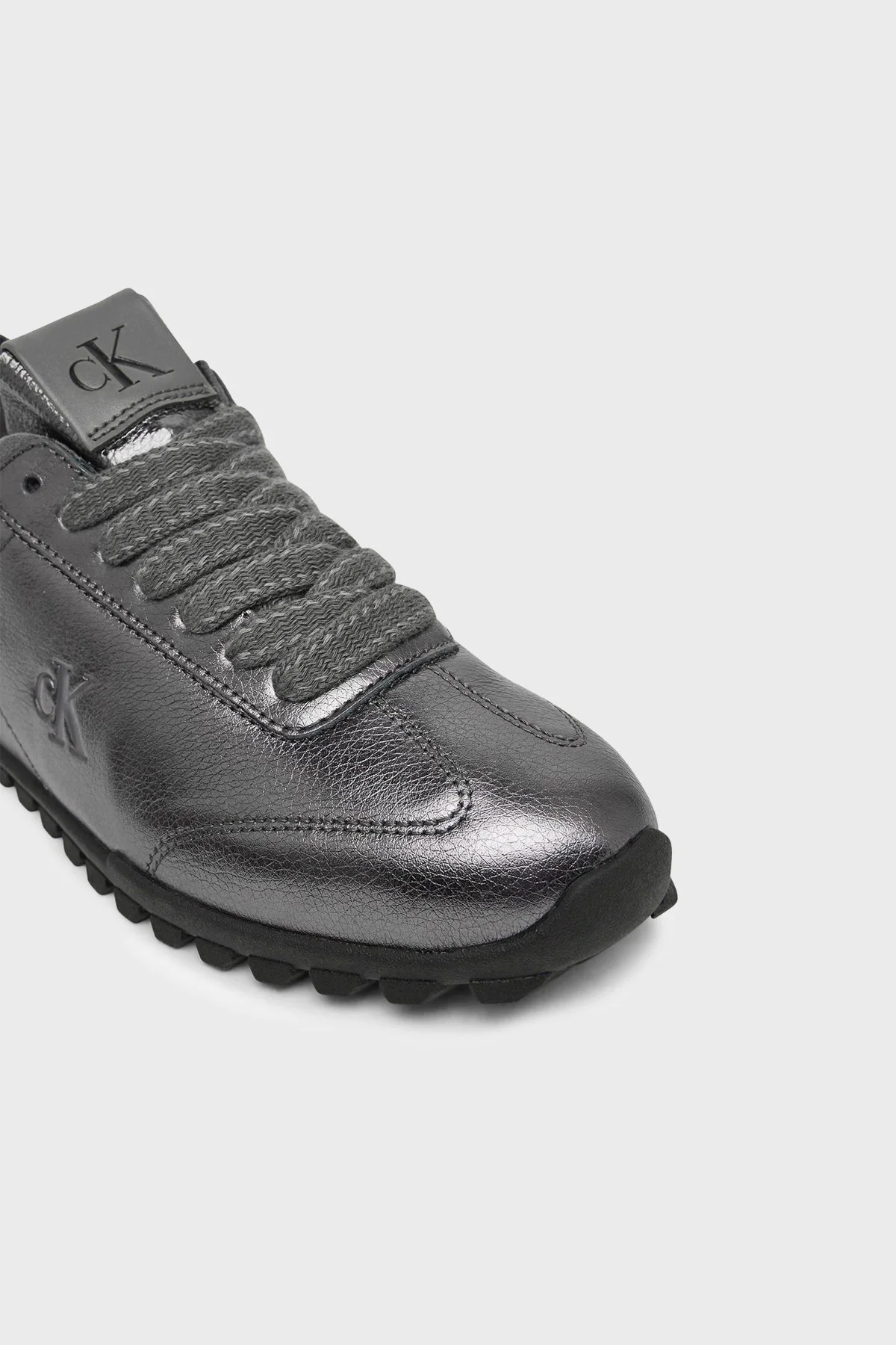 Calvin Klein Parlak Deri Sneaker HW0HW033050IQ Kadın Ayakkabı HW0HW03305 0IQ Gri - 6