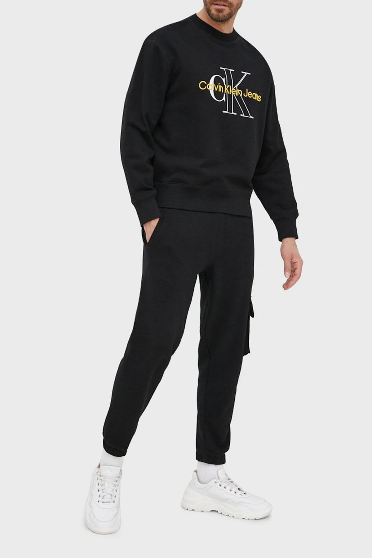 Calvin Klein Regular Fit Belden Bağlamalı Cepli % 100 Pamuk Jogger Erkek Pantolon J30J320588 BEH SİYAH - 1