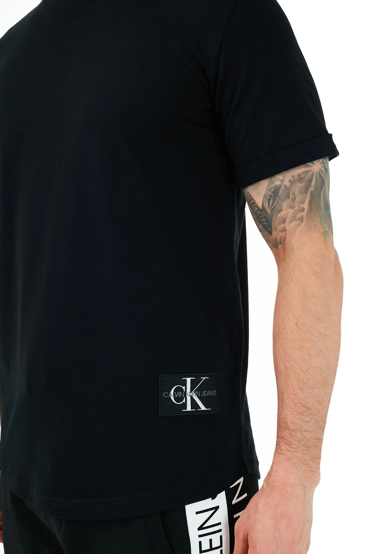 Calvin Klein Regular Fit Bisiklet Yaka % 100 Organik Pamuk Erkek T Shirt J30J315319 BAE SİYAH - 6