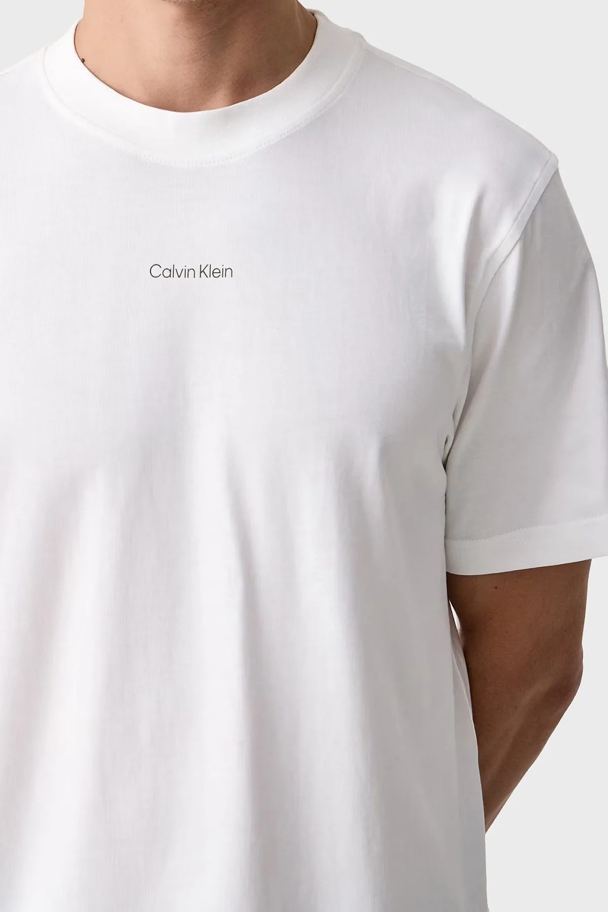 Calvin Klein Regular Fit Bisiklet Yaka T-Shirt LV04RH821GYAF Erkek T Shirt LV04RH821G YAF Beyaz - 4