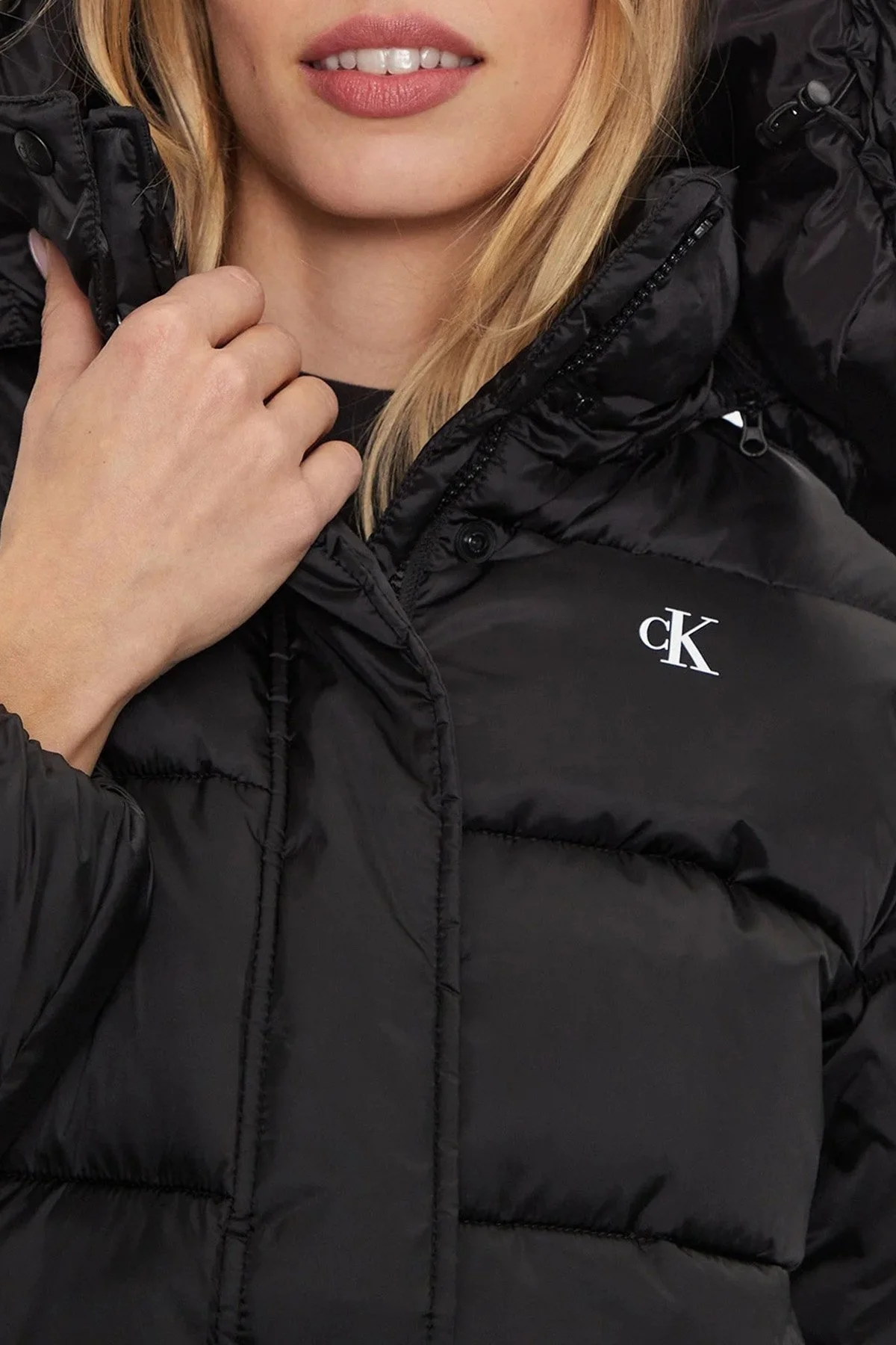 Calvin Klein Regular Fit Çıkarılabilir Kapüşonlu Parlak Saten Şişme J20J224616BEH Bayan Mont J20J224616 BEH SİYAH - 6