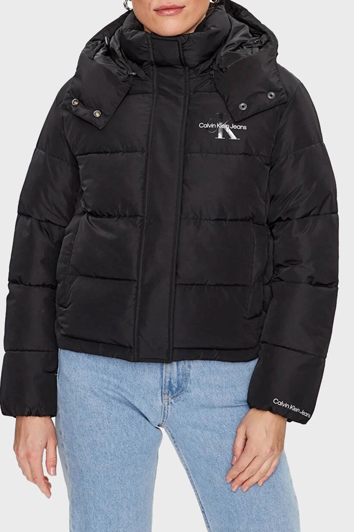 Calvin Klein Regular Fit Çıkarılabilir Kapüşonlu Şişme J20J221377BEH Bayan Mont J20J221377 BEH SİYAH - 1