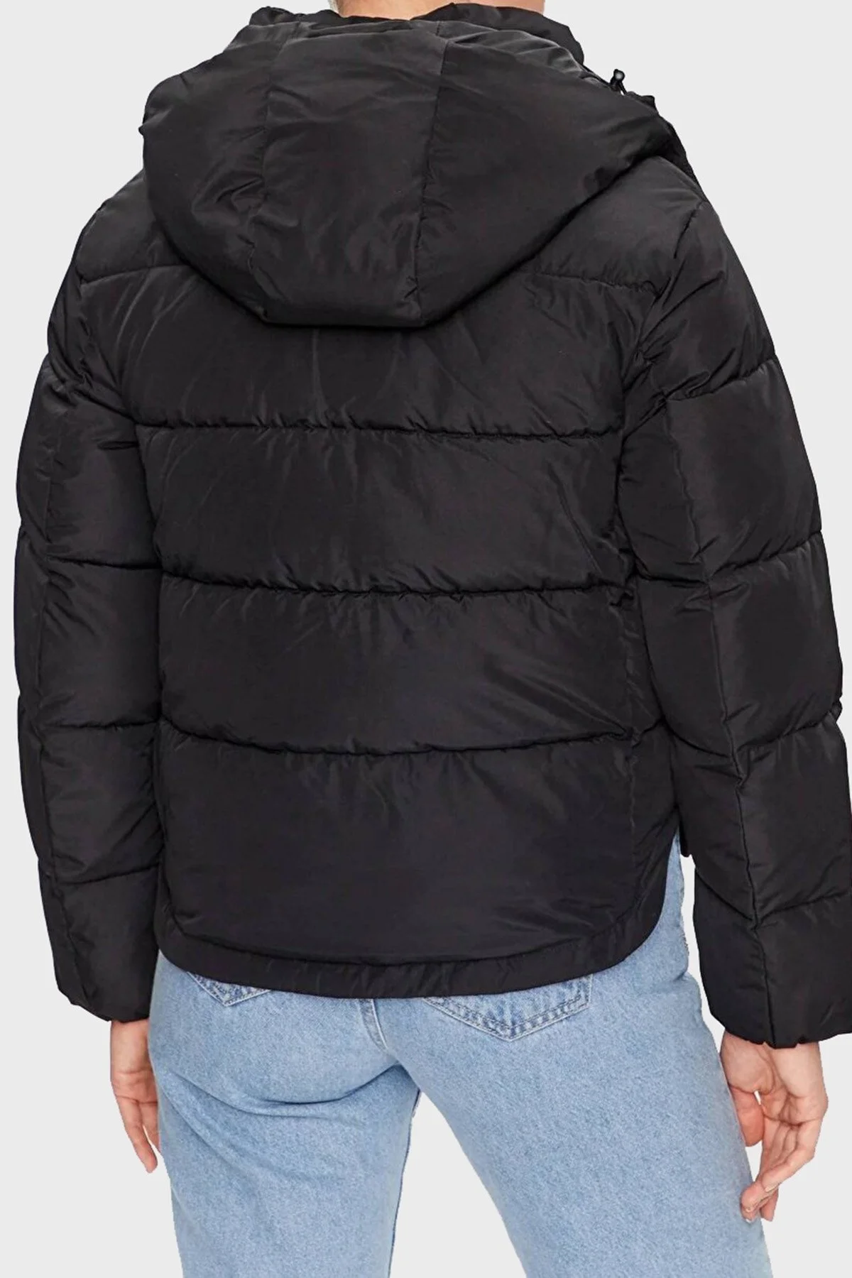 Calvin Klein Regular Fit Çıkarılabilir Kapüşonlu Şişme J20J221377BEH Bayan Mont J20J221377 BEH SİYAH - 2