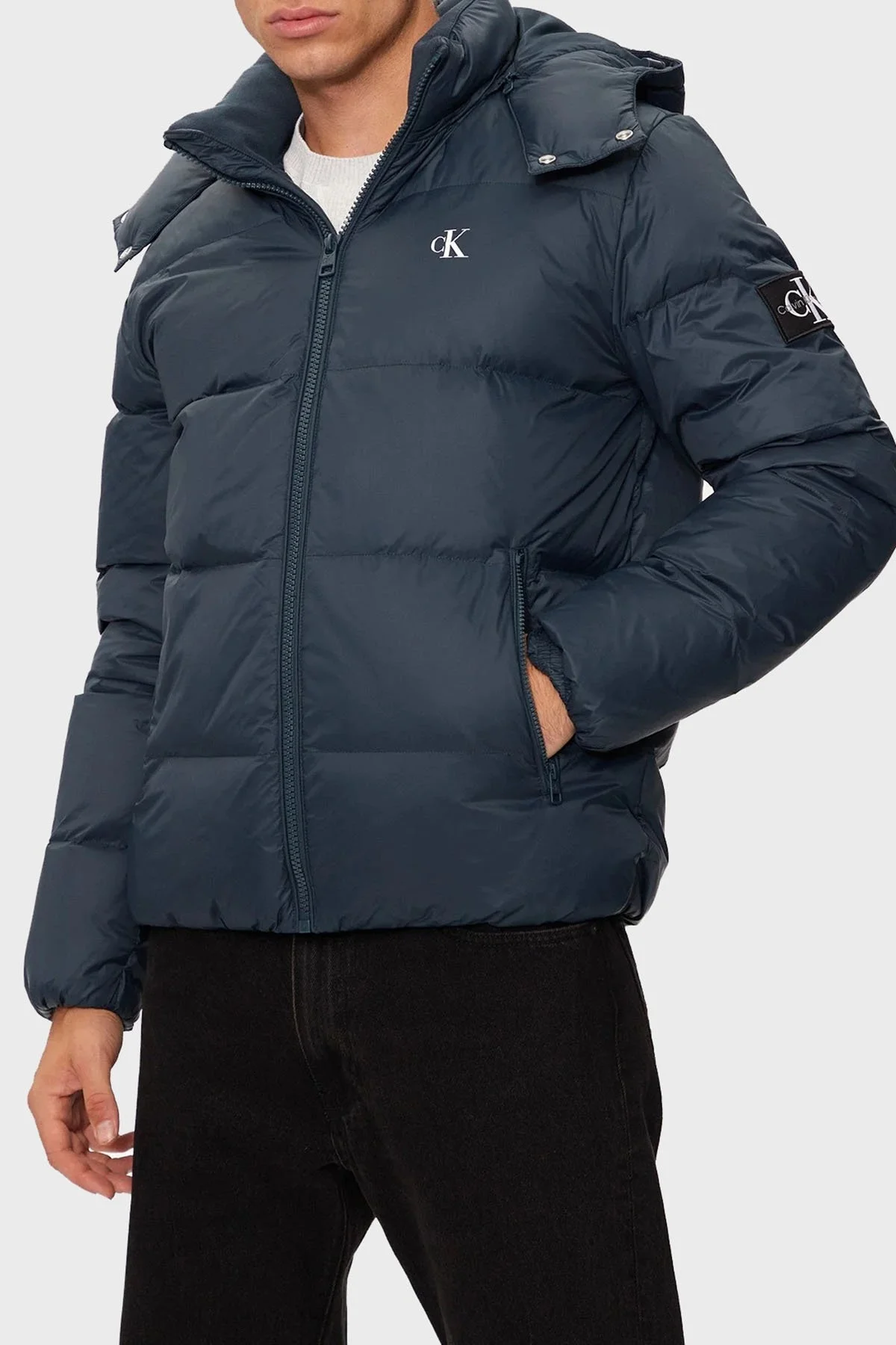 Calvin Klein Regular Fit Çıkarılabilir Kapüşonlu Su İtici Şişme J30J325946PPK Erkek Mont J30J325946 PPK LACİVERT - 1