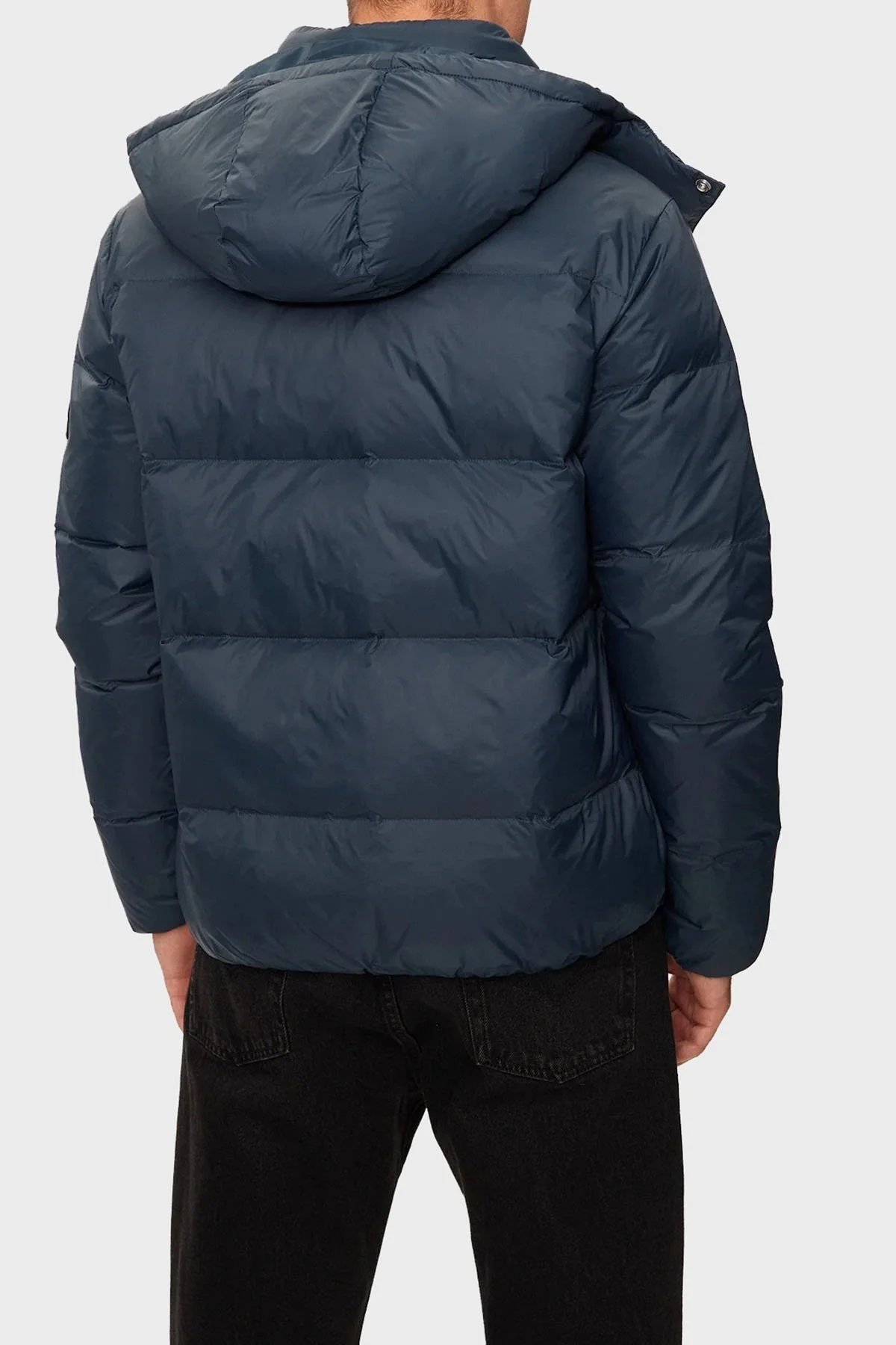 Calvin Klein Regular Fit Çıkarılabilir Kapüşonlu Su İtici Şişme J30J325946PPK Erkek Mont J30J325946 PPK LACİVERT - 2