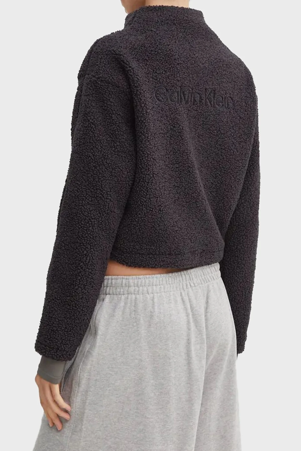 Calvin Klein Regular Fit Crop 00GWF4W307BAE Bayan Sweat 00GWF4W307 BAE SİYAH - 3