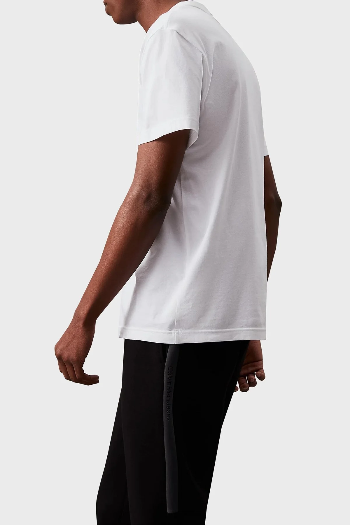 Calvin Klein Regular Fit Jogger J30J325659BEH Erkek Pantolon J30J325659 BEH SİYAH - 5