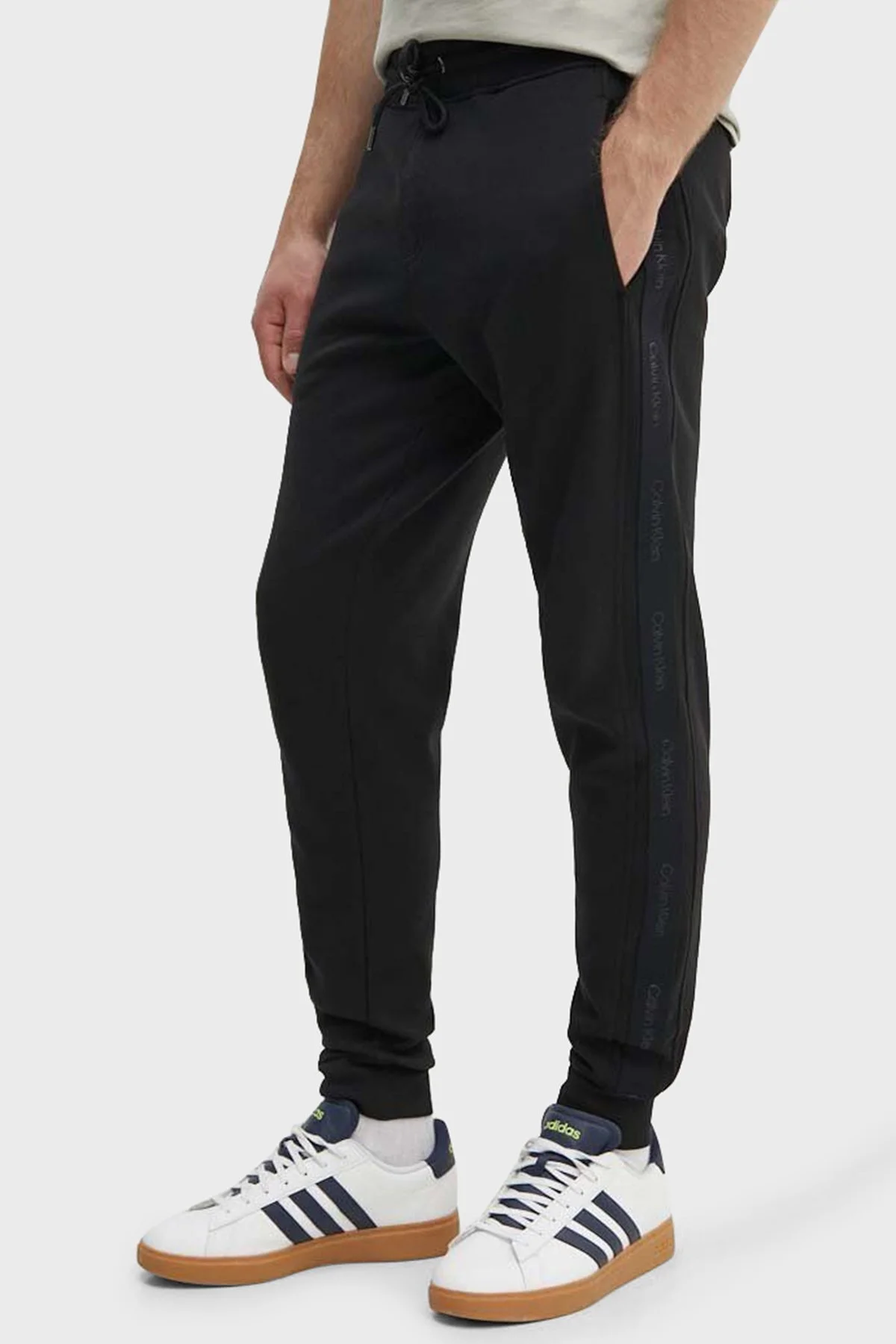 Calvin Klein Regular Fit Jogger K10K113096BEH Erkek Pantolon K10K113096 BEH SİYAH - 4