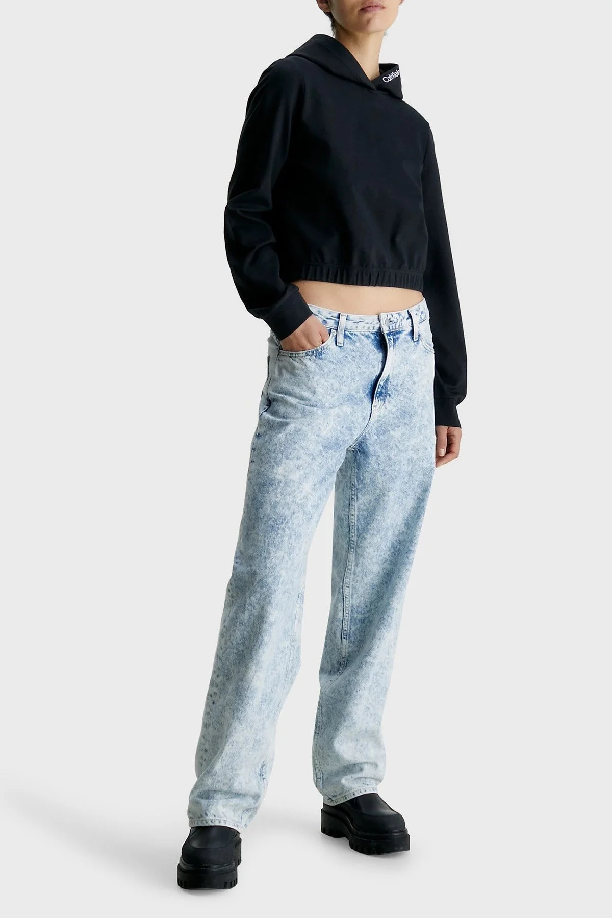 Calvin Klein Regular Fit Kapüşonlu Crop J20J222200BEH Bayan Sweat J20J222200 BEH SİYAH - 3