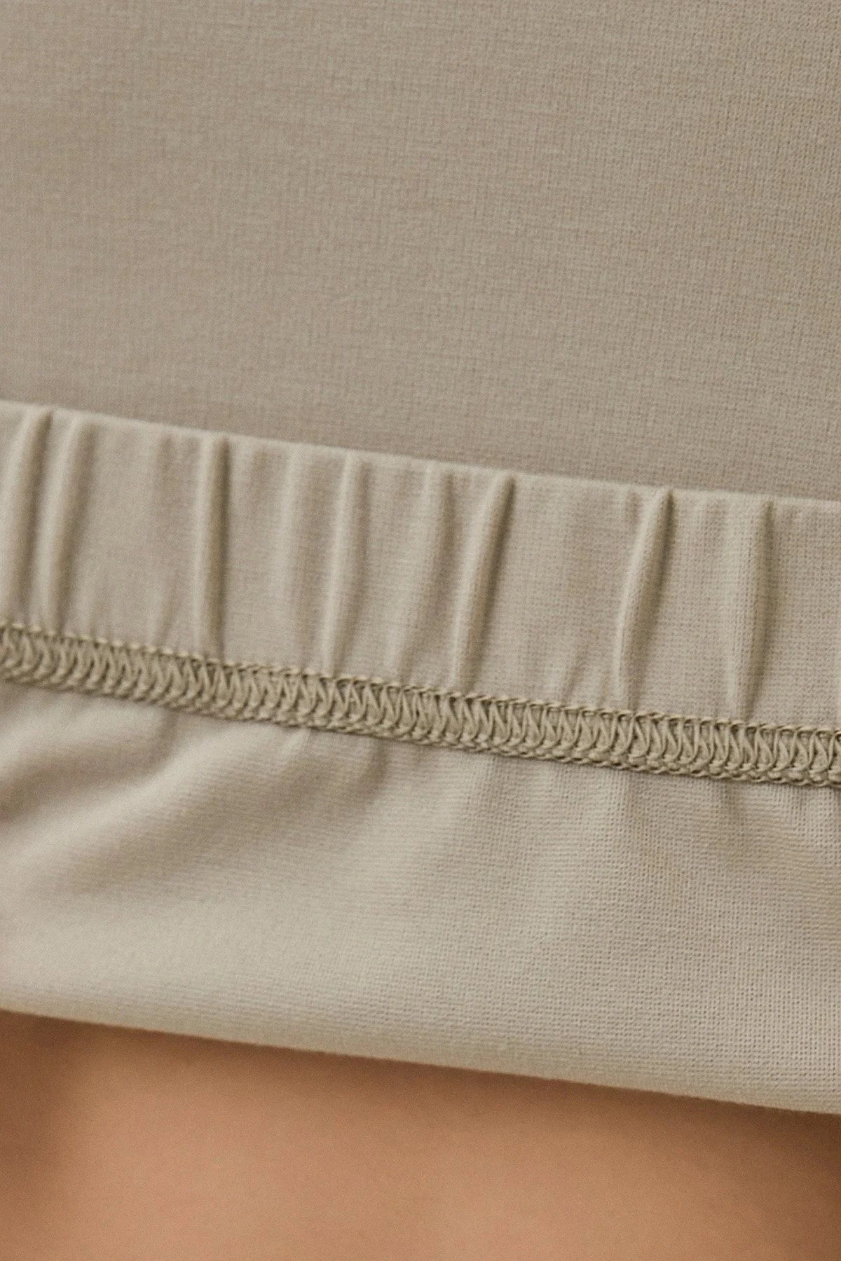 Calvin Klein Regular Fit Kapüşonlu Crop J20J222200PED Bayan Sweat J20J222200 PED BEJ - 5