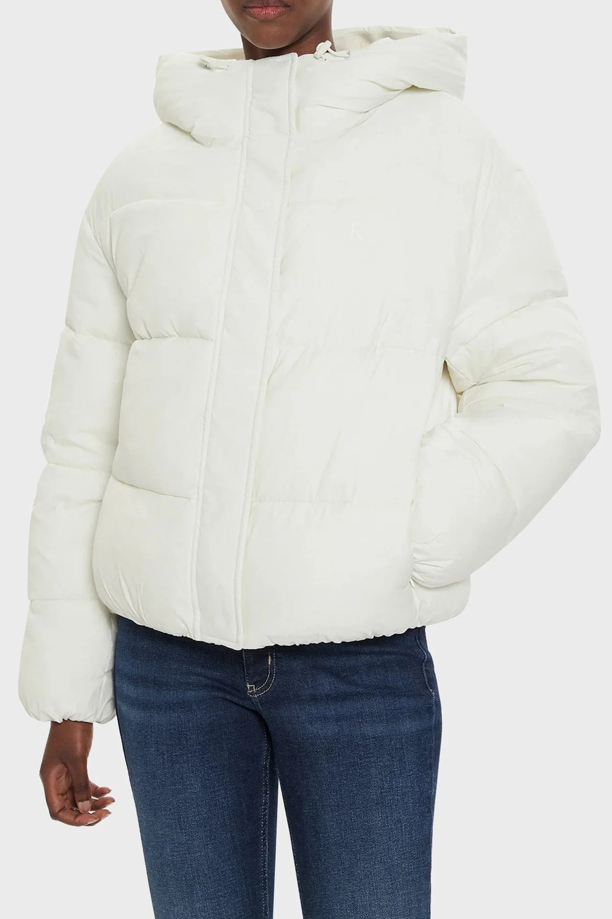 Calvin Klein Regular Fit Kapüşonlu J20J224112YBI Bayan Mont J20J224112 YBI BEYAZ - 1