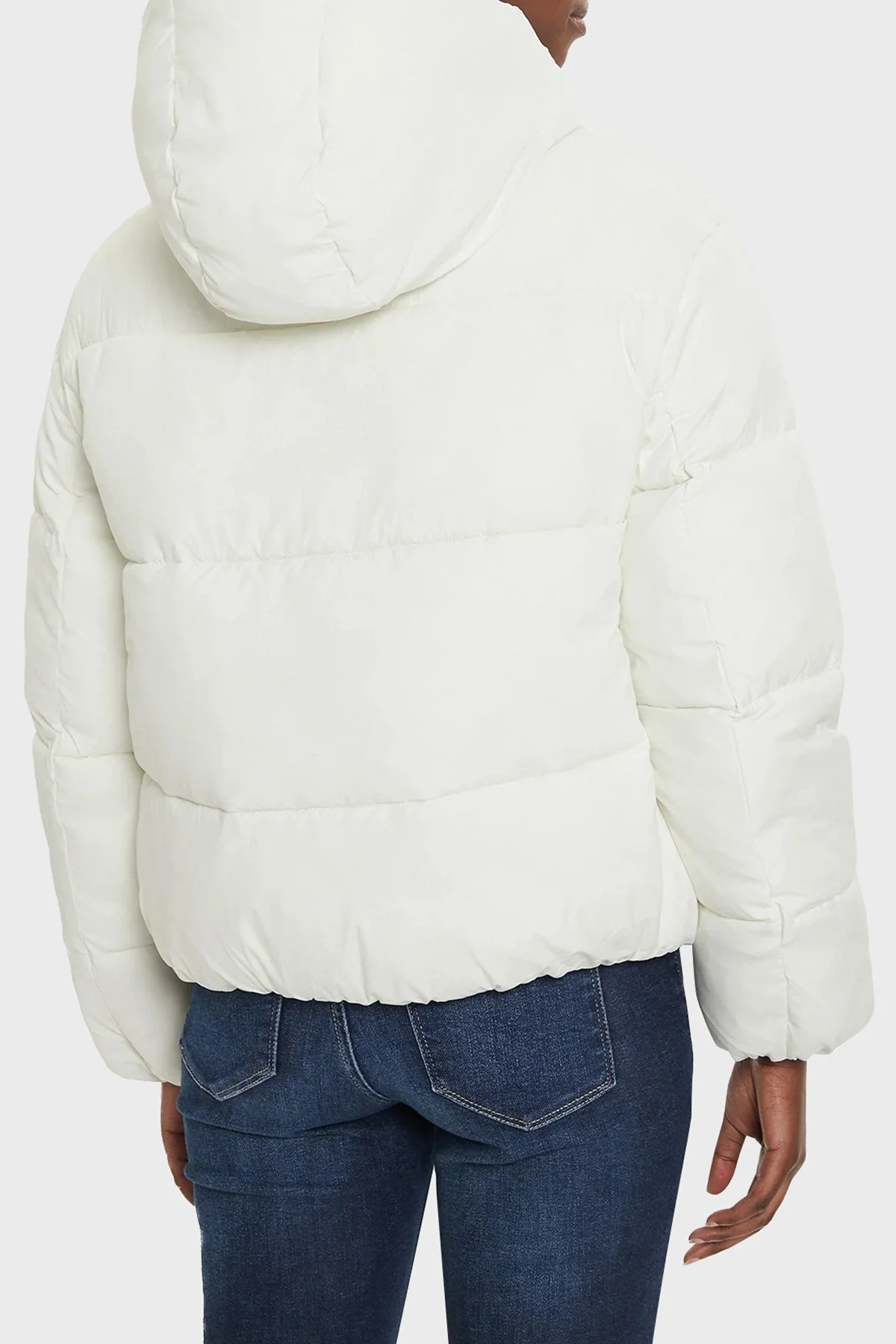 Calvin Klein Regular Fit Kapüşonlu J20J224112YBI Bayan Mont J20J224112 YBI BEYAZ - 3