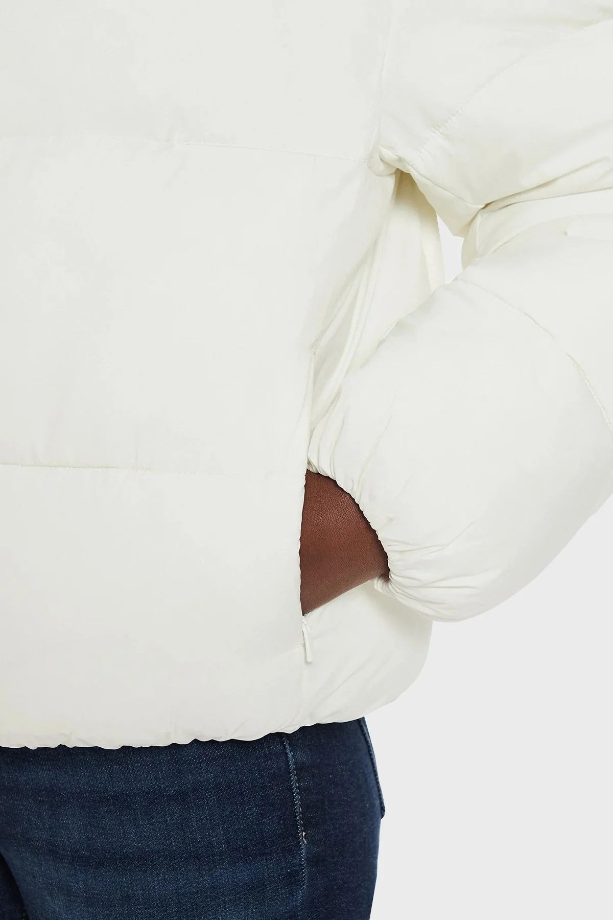 Calvin Klein Regular Fit Kapüşonlu J20J224112YBI Bayan Mont J20J224112 YBI BEYAZ - 5