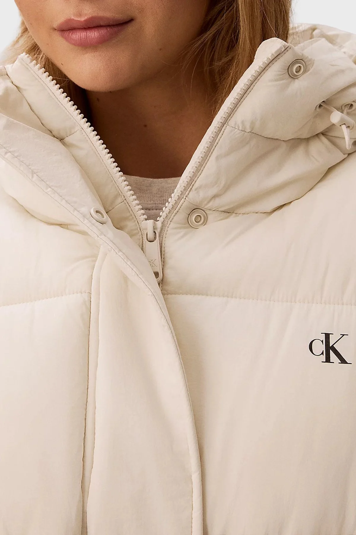 Calvin Klein Regular Fit Kapüşonlu Kemer Detaylı LV047D507G67U Kadın Mont LV047D507G 67U Ekru - 5