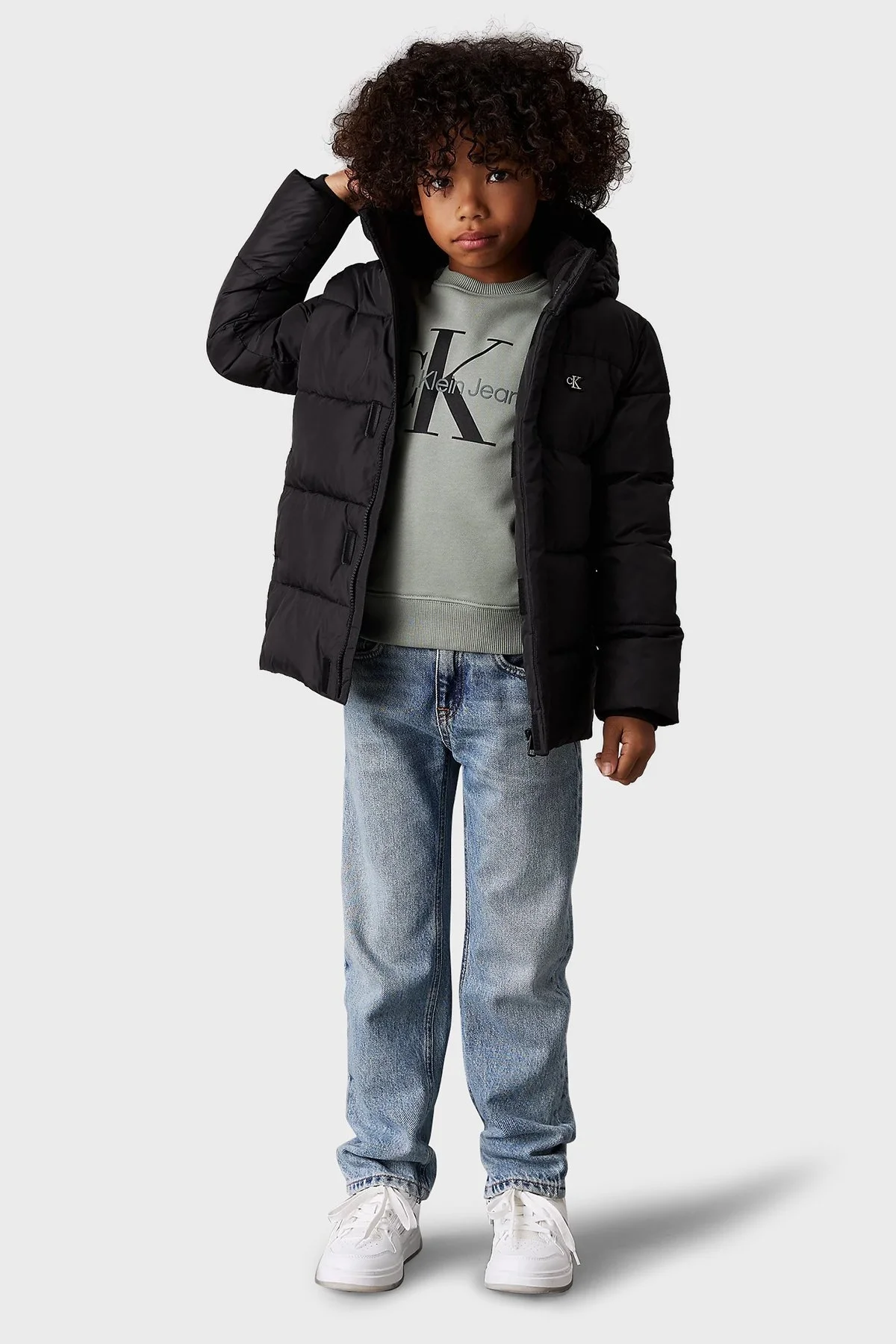 Calvin Klein Regular Fit Kapüşonlu Logolu Şişme IB0IB01276BEH Çocuk Mont IB0IB01276 BEH SİYAH - 2