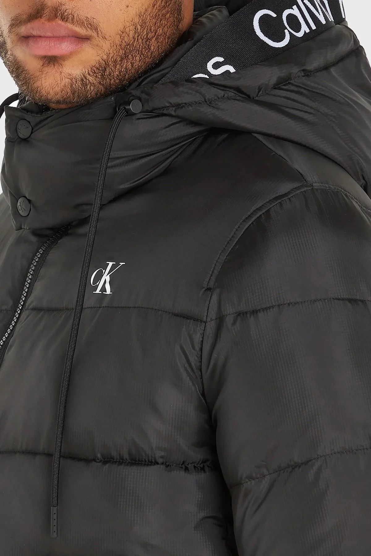 Calvin Klein Regular Fit Kapüşonlu Şişme J30J324330BEH Erkek Mont J30J324330 BEH SİYAH - 3