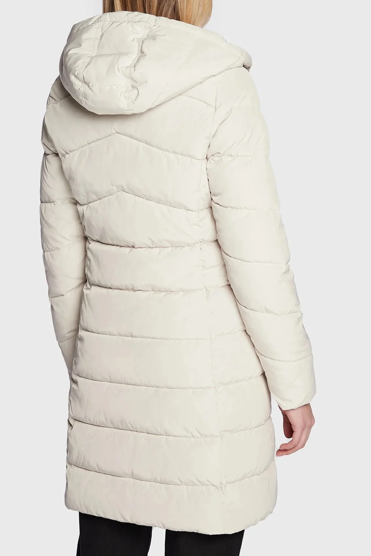 Calvin Klein Regular Fit Kapüşonlu Uzun Şişme Bayan Mont J20J219825 ACF BEJ - 3