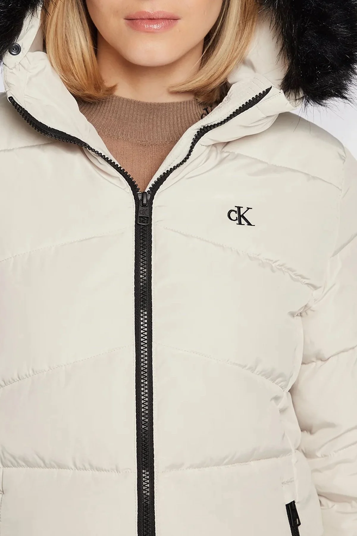 Calvin Klein Regular Fit Kapüşonlu Uzun Şişme Bayan Mont J20J219825 ACF BEJ - 6