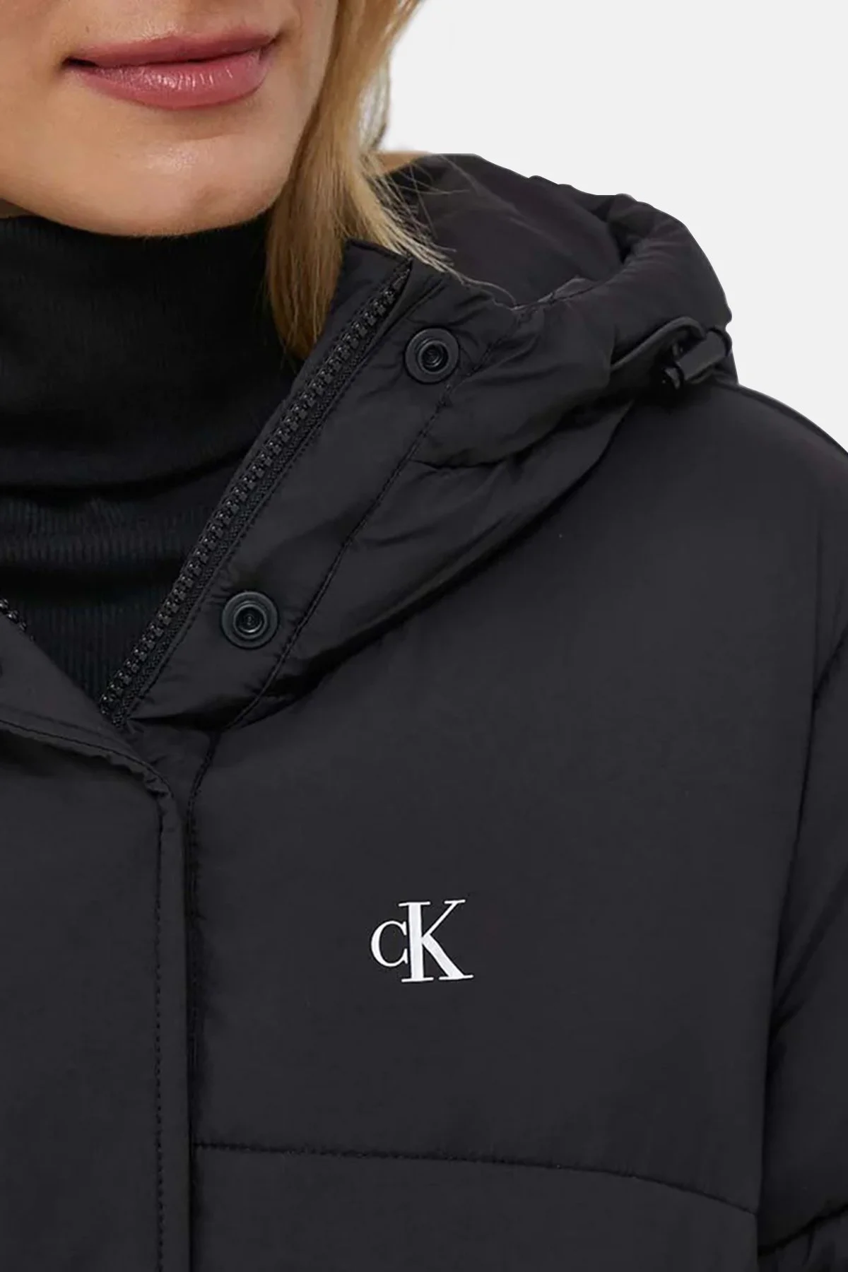 Calvin Klein Regular Fit Kemerli Kapüşonlu Şişme J20J221896BEH Bayan Mont J20J221896 BEH SİYAH - 6