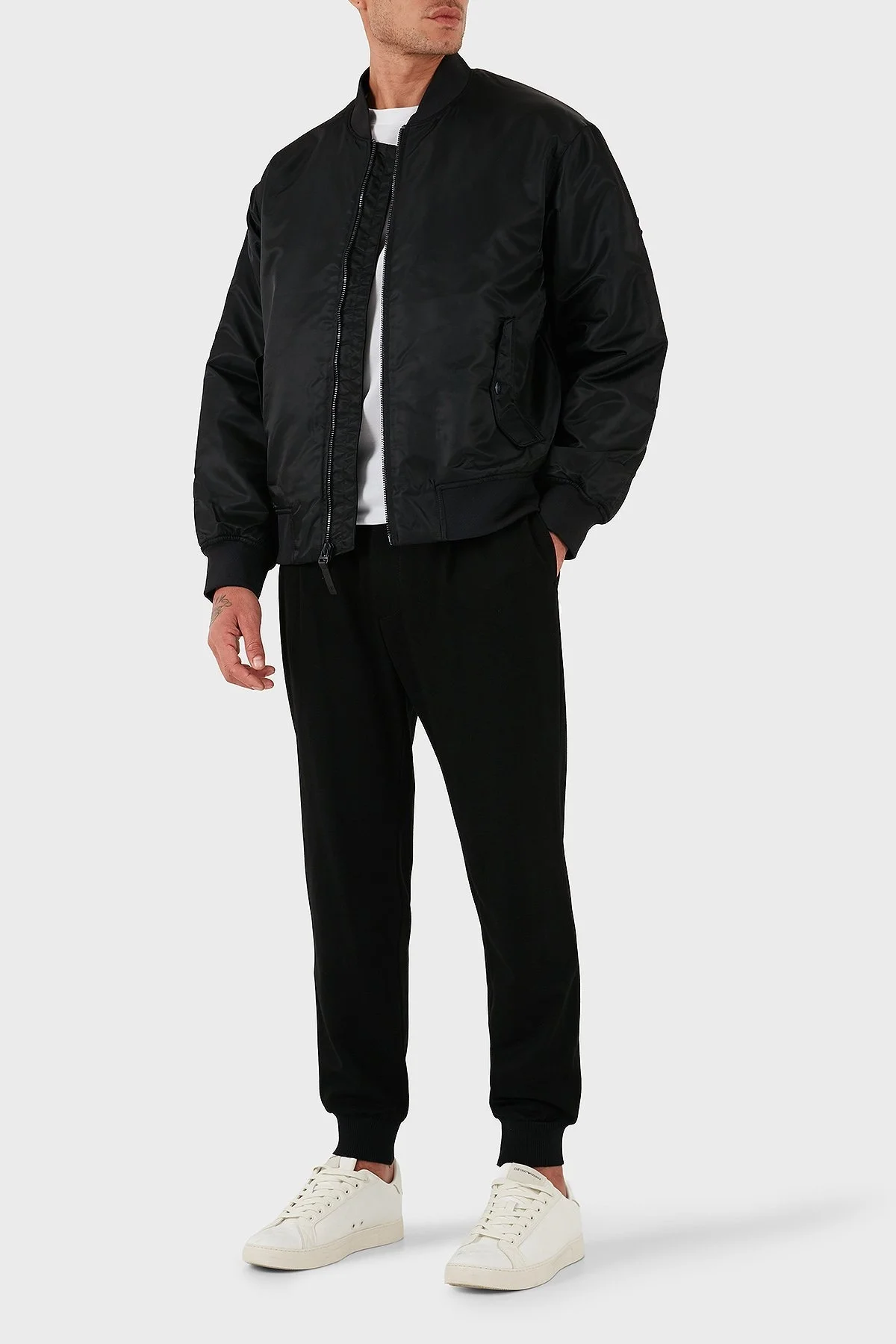 Calvin Klein Regular Fit Kolej Yaka Su İtici Bomber LV04RC526GUB1 Erkek Ceket LV04RC526G UB1 SİYAH - 2