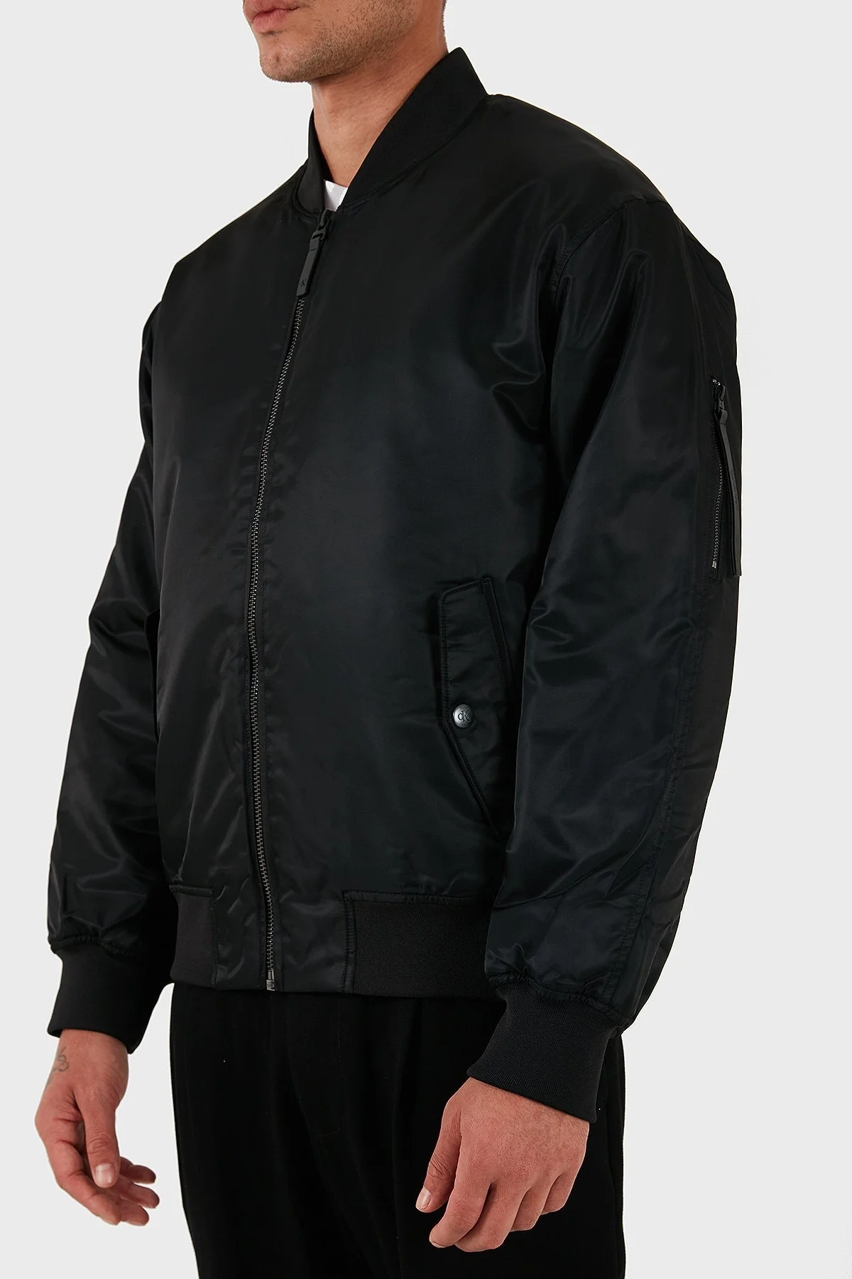 Calvin Klein Regular Fit Kolej Yaka Su İtici Bomber LV04RC526GUB1 Erkek Ceket LV04RC526G UB1 SİYAH - 6