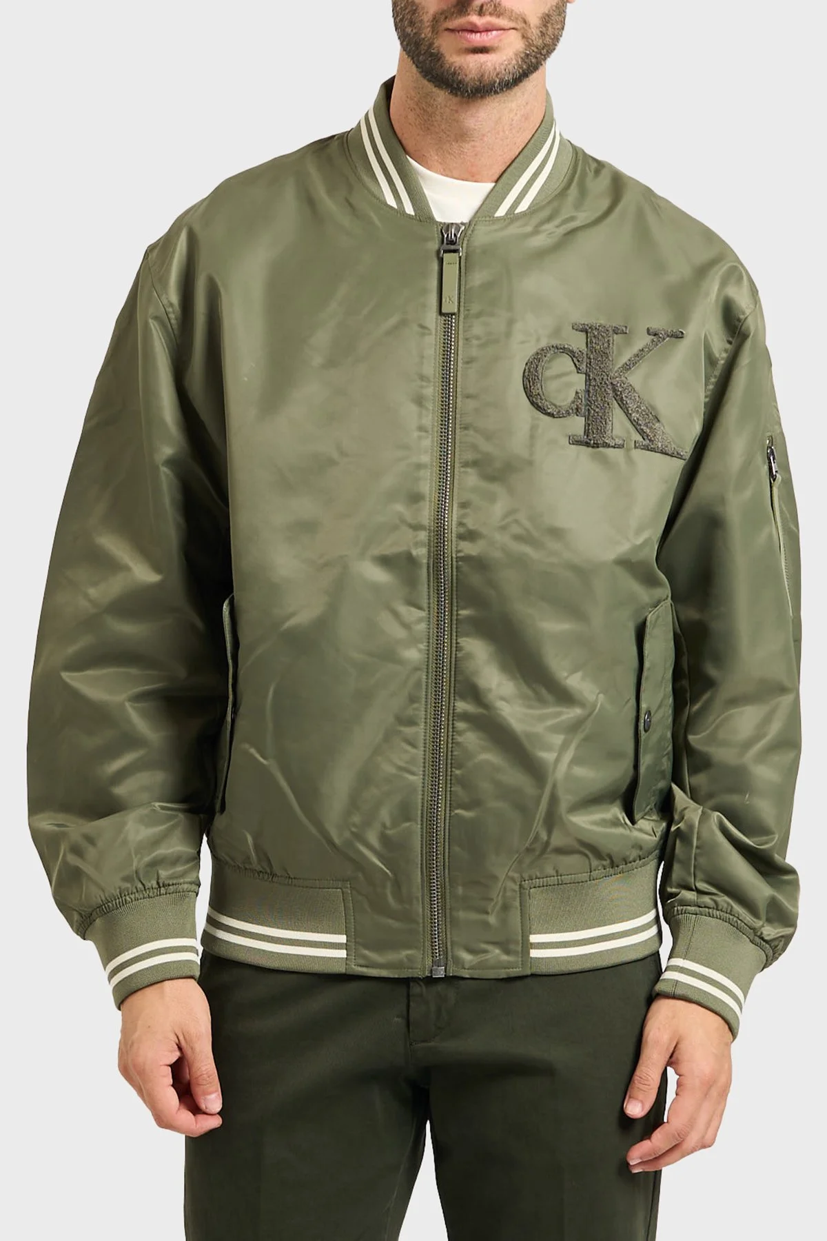 Calvin Klein Regular Fit Kolej Yaka Suya Dayanıklı Bomber LV04RD524GLDY Erkek Mont LV04RD524G LDY HAKİ - 1