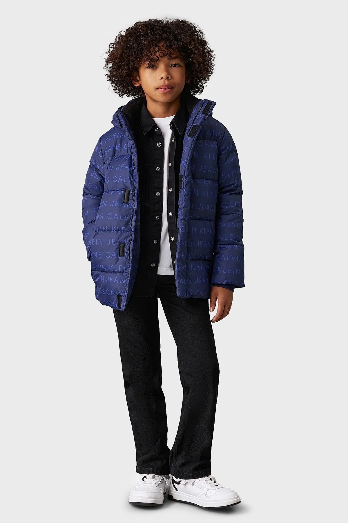 Calvin Klein Regular Fit Logo Desenli IB0IB022890G8 Çocuk Mont IB0IB02289 0G8 LACİVERT - 3