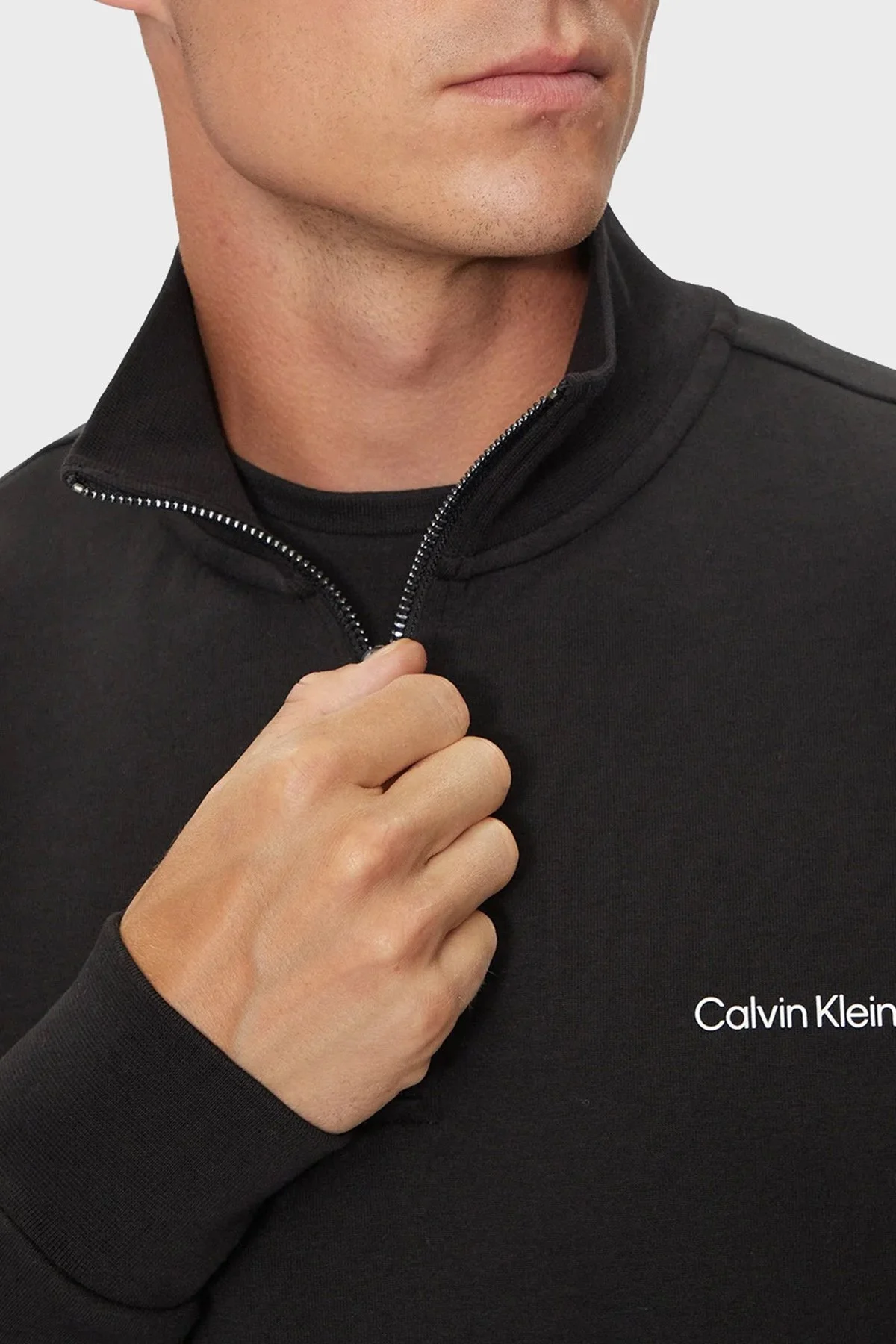 Calvin Klein Regular Fit Pamuklu Yarım Fermuarlı Dik Yaka K10K113650BEH Erkek Sweat K10K113650 BEH SİYAH - 4