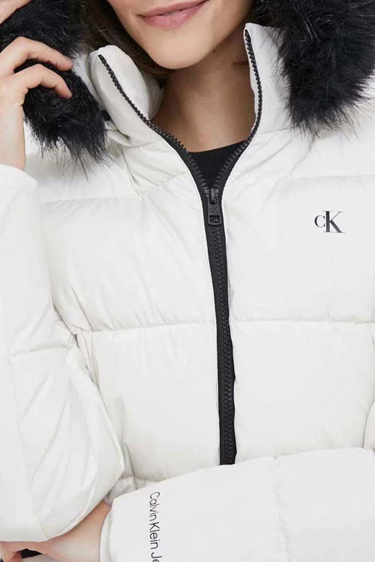 Calvin Klein Regular Fit Su Geçirmez Çıkarılabilir Kapüşonlu J20J221890YBI Bayan Mont J20J221890 YBI BEYAZ - 4