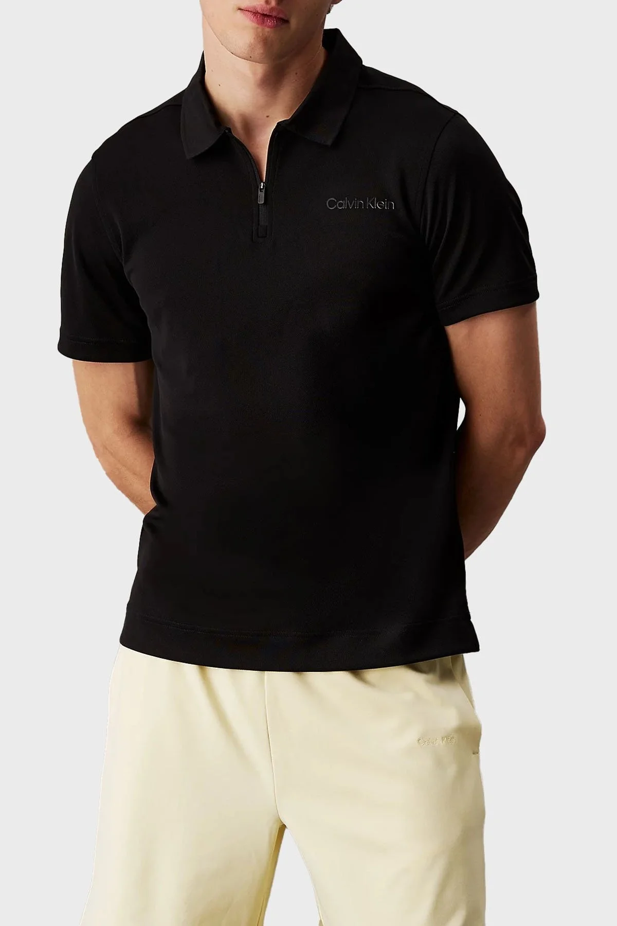 Calvin Klein Regular Fit Yarım Fermuarlı Polo Yaka LVGMS5K170UB1 Erkek T Shirt LVGMS5K170 UB1 SİYAH - 1