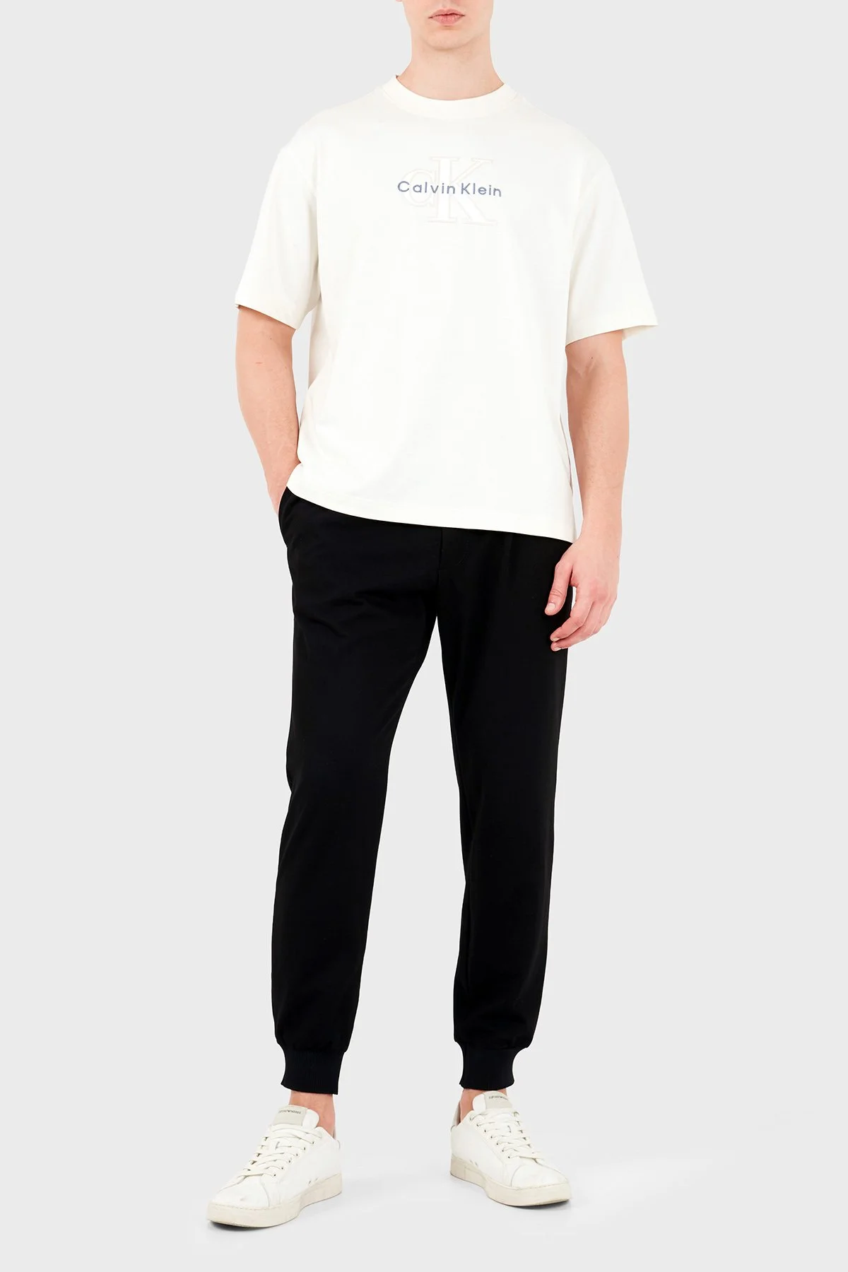 Calvin Klein Relaxed Fit Bisiklet Yaka Logolu Pamuklu T-Shirt LV04RH800GYAS Erkek T Shirt LV04RH800G YAS Krem - 2